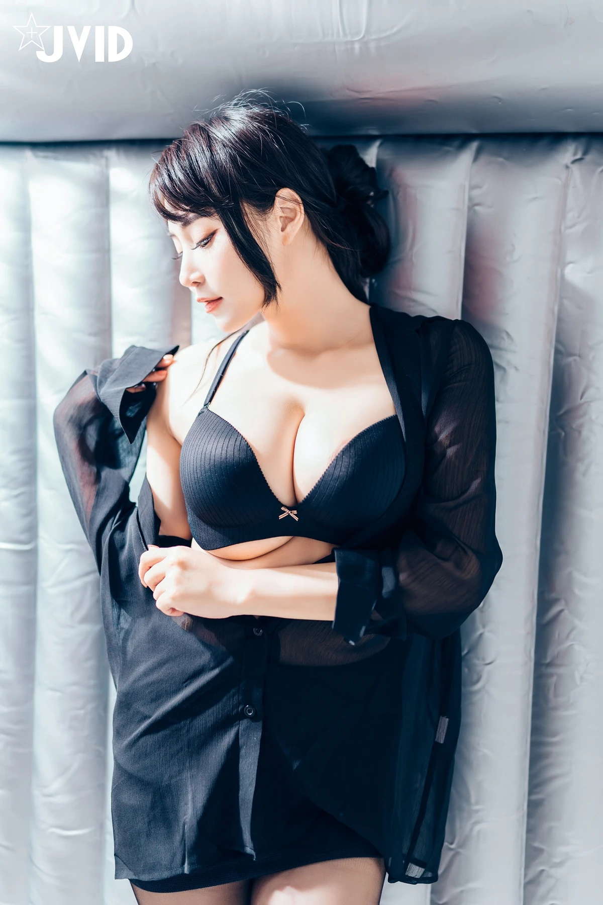 JVID Lele 樂樂 & 飄飄哥 – 上司新人下属 无内黑丝终极奥义 Set.01