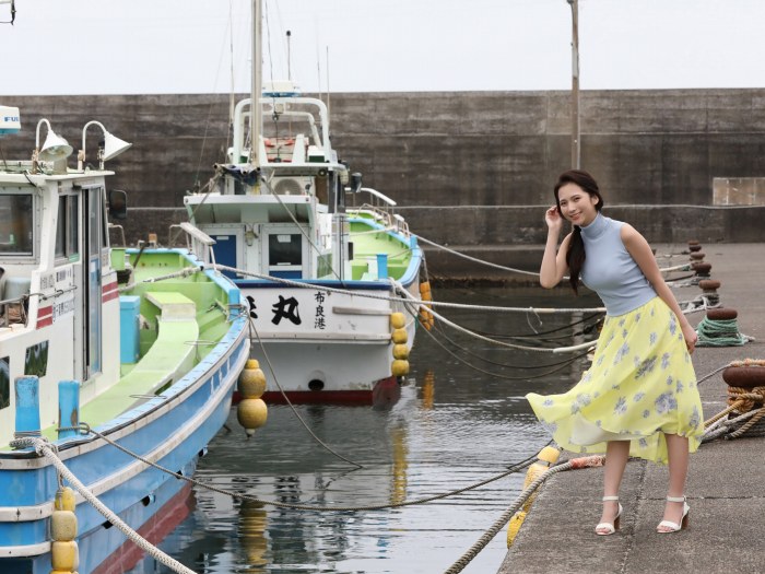 街山みほ 美乳ヘアヌード＆水着グラビア画像！