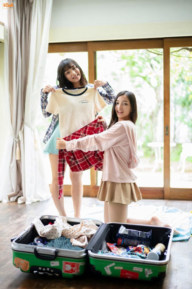 エリマリ ハーフ姉妹の水着グラビア画像！！