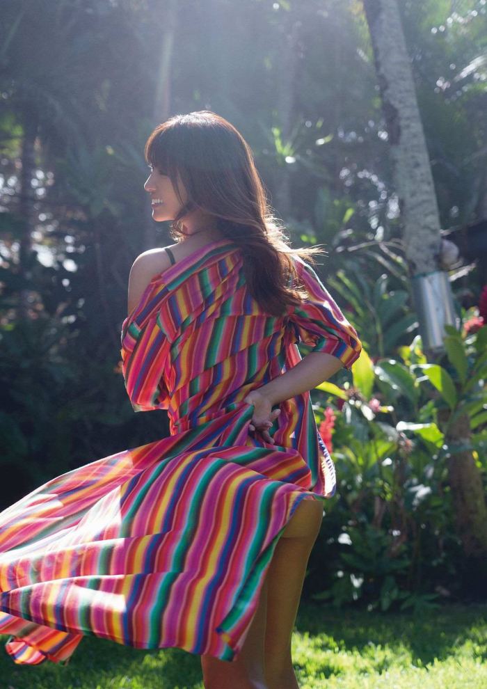 深田恭子 ムッチリ水着＆下着グラビア画像！