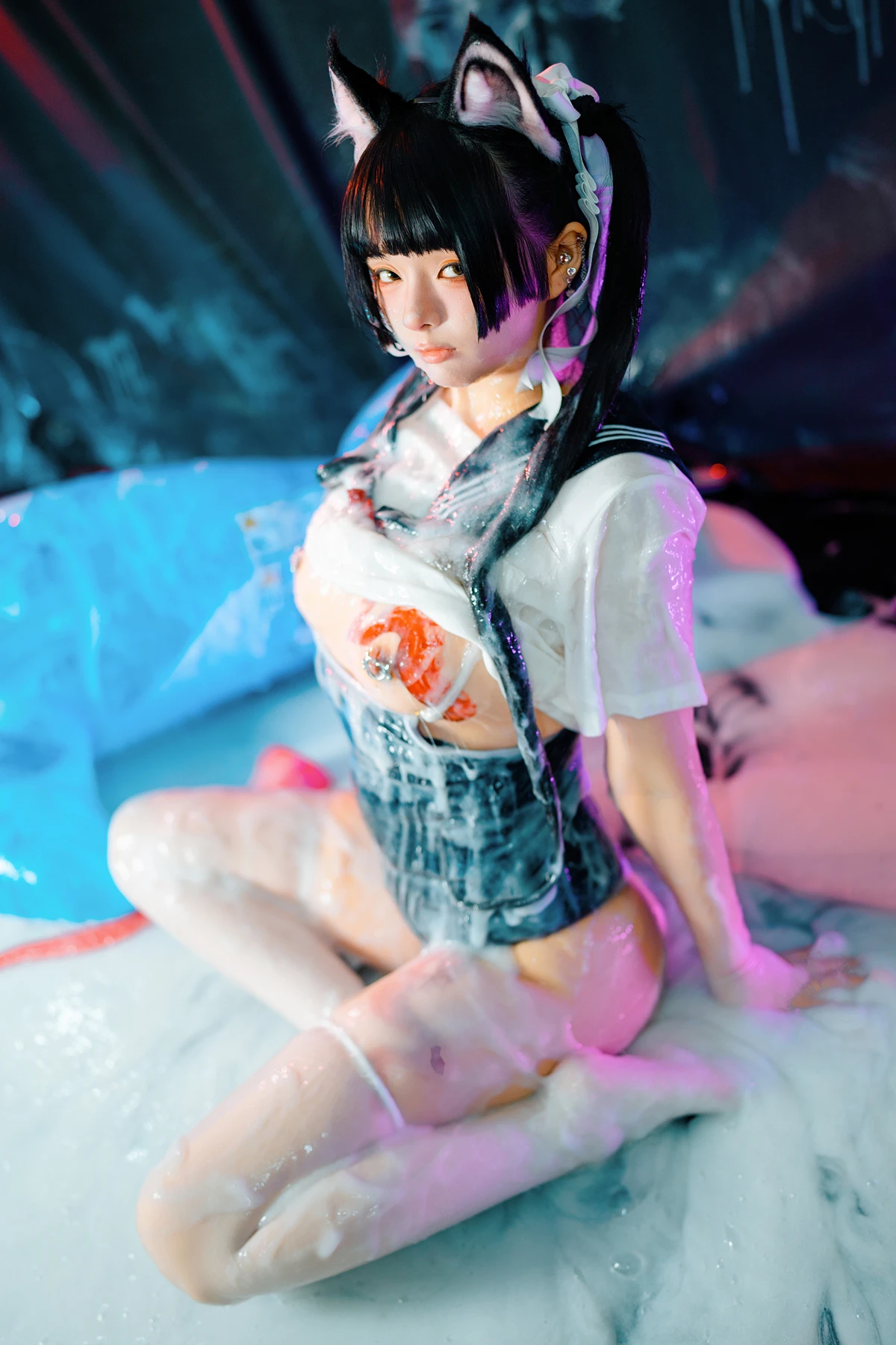 Cosplay 落落Raku – 邋遢小猫 Messy Kitty