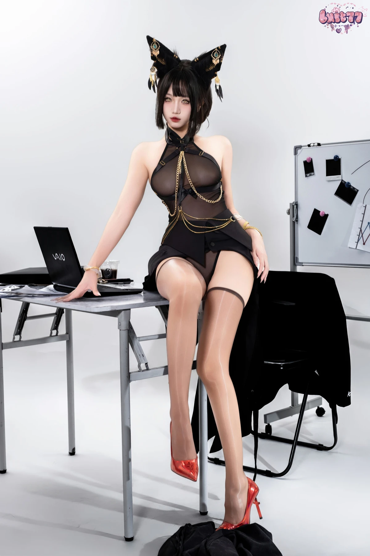 Cosplay 柒柒要乖哦 – 黑·阿努比斯 Set.01