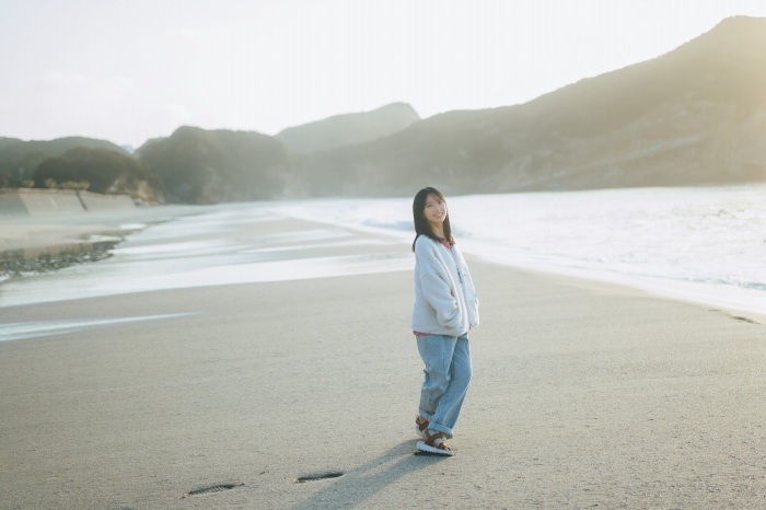 金村美玖 しっとりかわいい水着＆生脚画像！