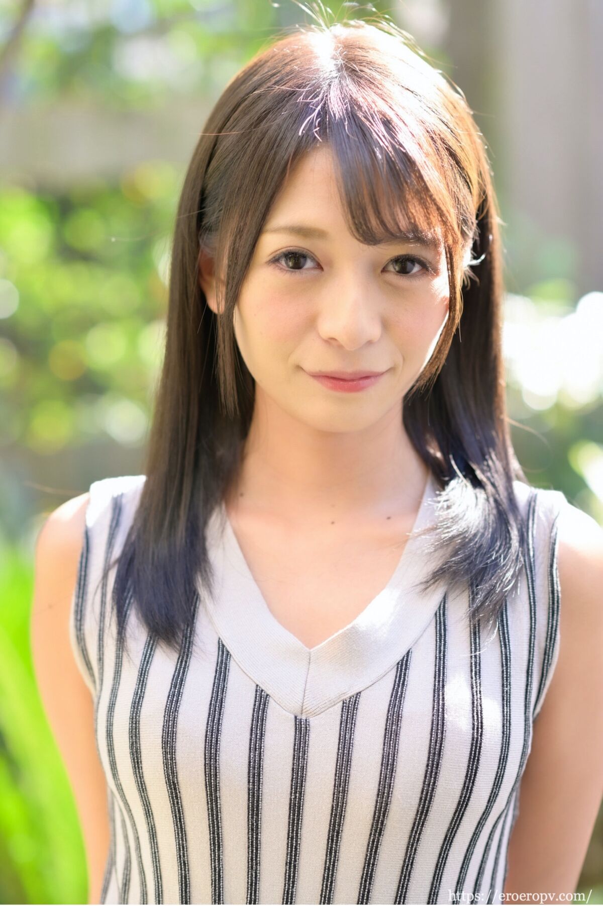 Nonoura Non 野々浦暖 - Prestige Photobook First Shot 初撮