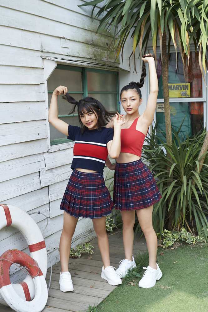 エリマリ ハーフ姉妹の水着グラビア画像！！