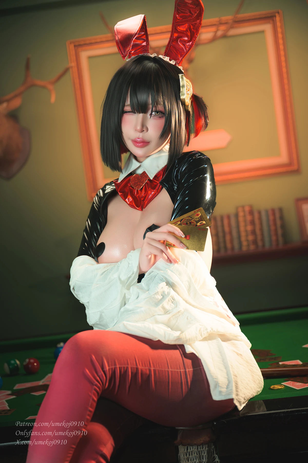 Cosplay Umeko.J – Rouge Unluckky Rabbit NIKKE
