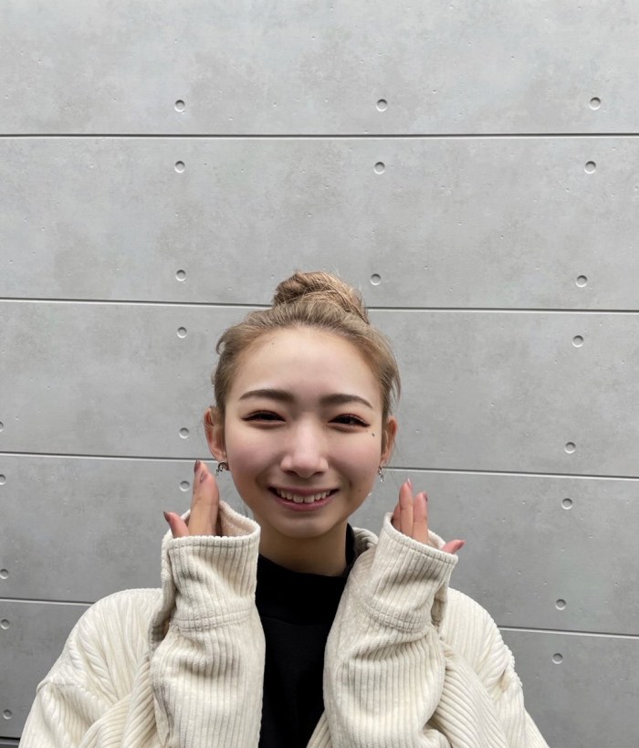 うらら 小顔美女の下着＆水着グラビア画像！