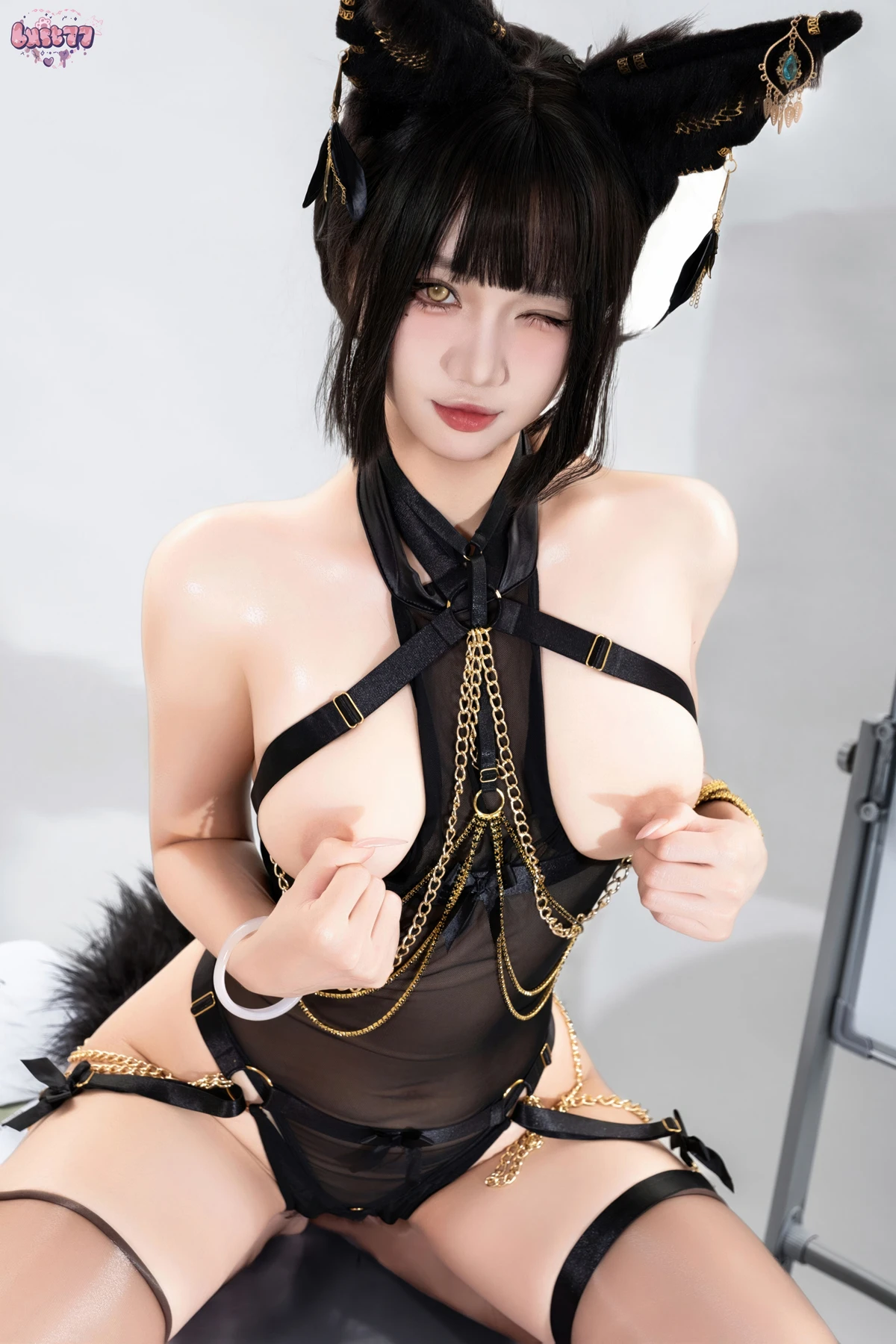 Cosplay 柒柒要乖哦 – 黑·阿努比斯 Set.01
