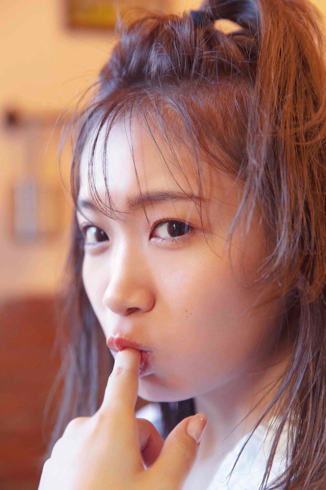 秋元真夏 激かわな水着・ランジェリー画像！