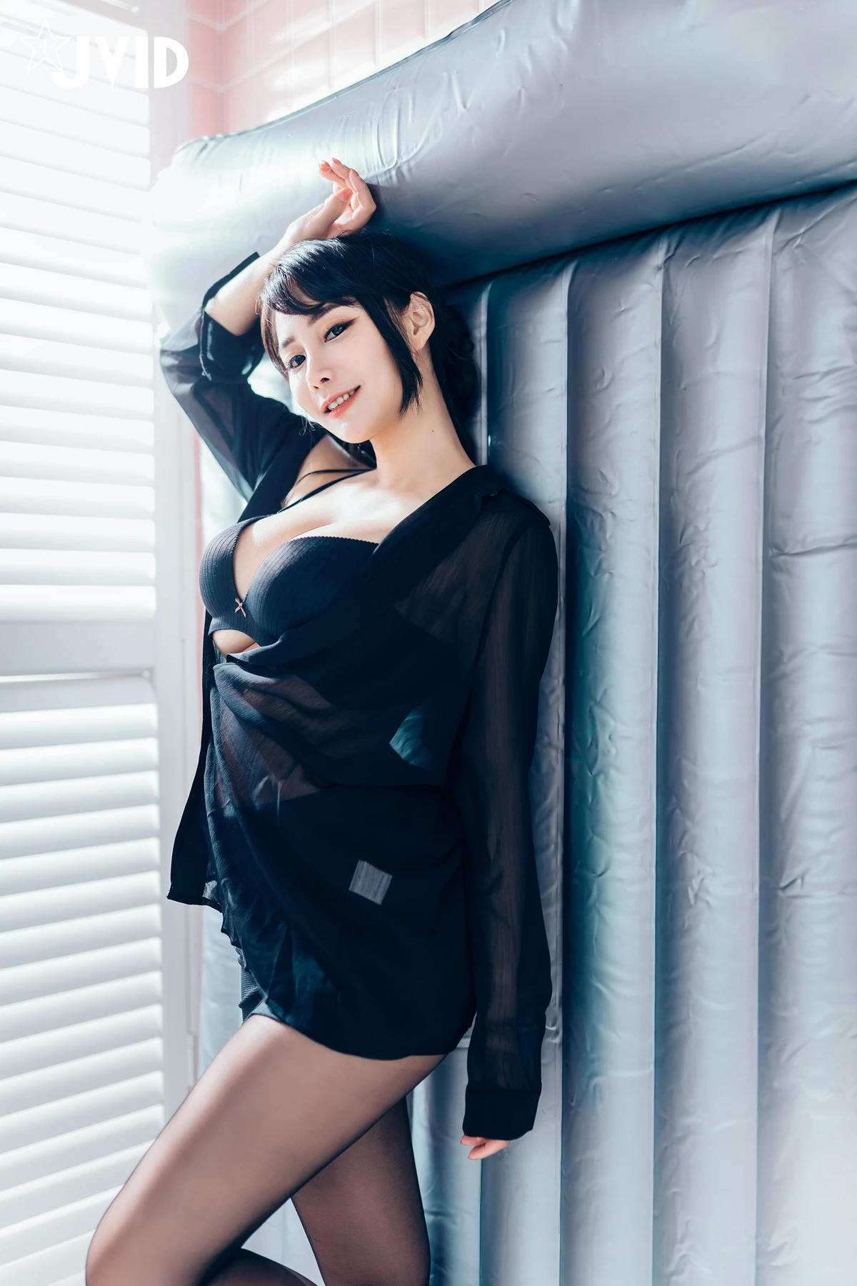 JVID Lele 樂樂 & 飄飄哥 – 上司新人下属 无内黑丝终极奥义 Set.01