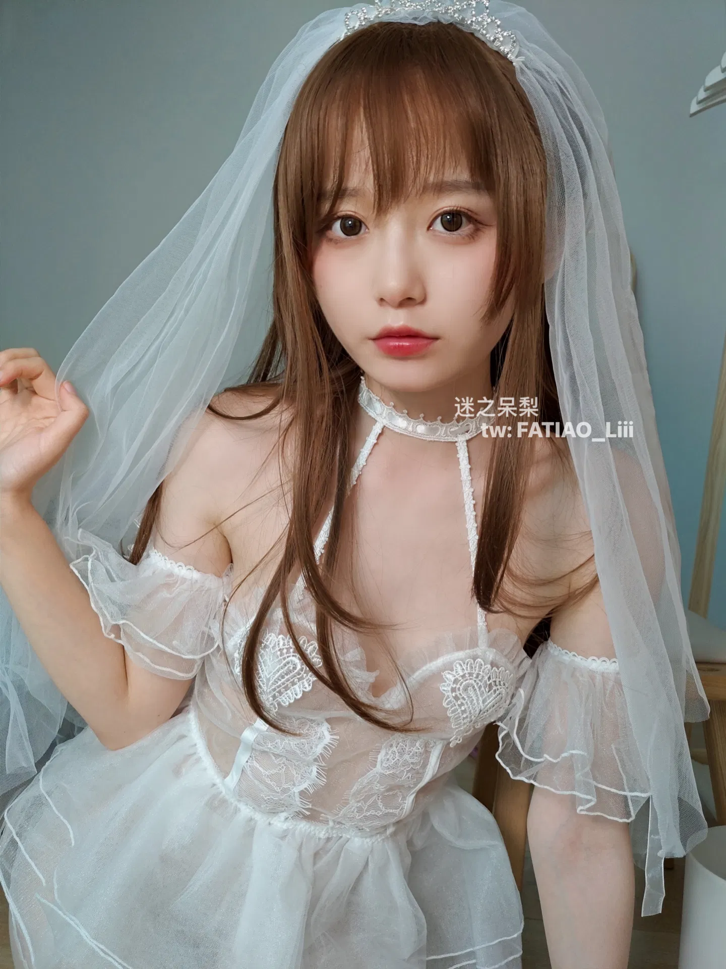 [Fantia] 迷之呆梨 – 自撮り写真 新婚初夜