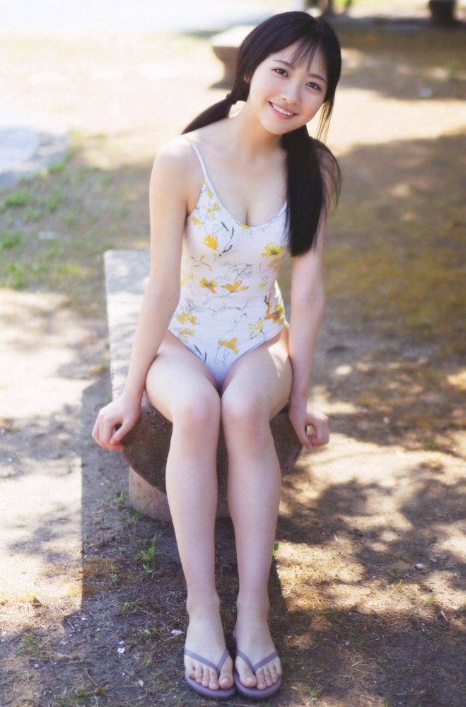 石田千穂 めちゃかわな水着グラビア画像！！