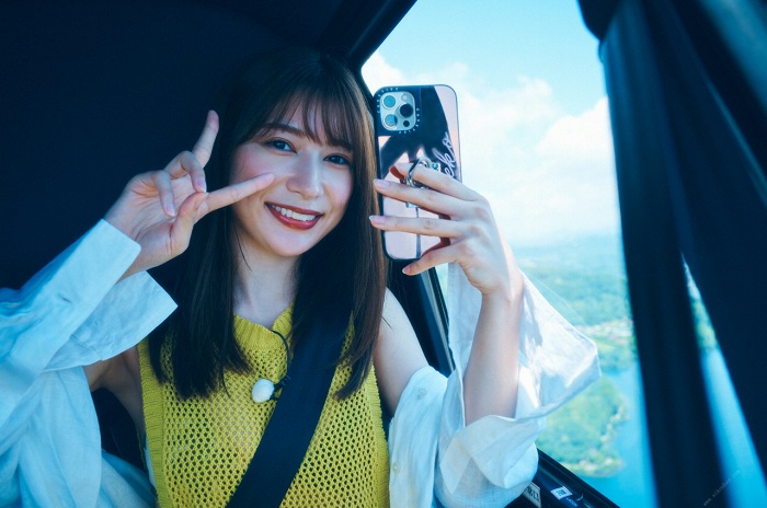 雪平莉左 グラマラス美女の水着グラビア画像！