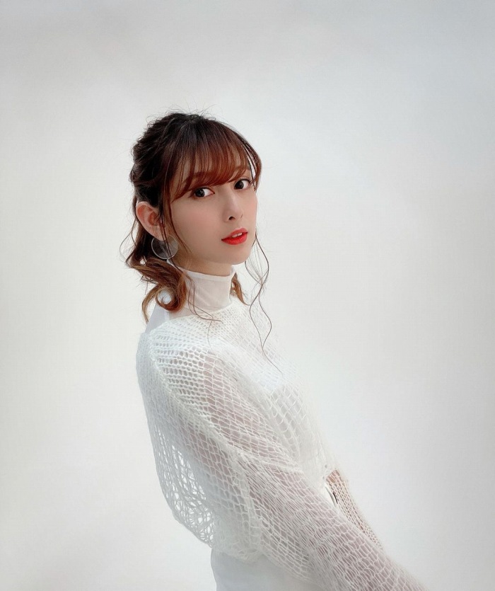 アンジェラ芽衣 素敵すぎ水着グラビア画像！