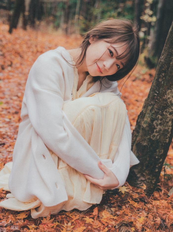 秋元真夏 激かわな水着・ランジェリー画像！