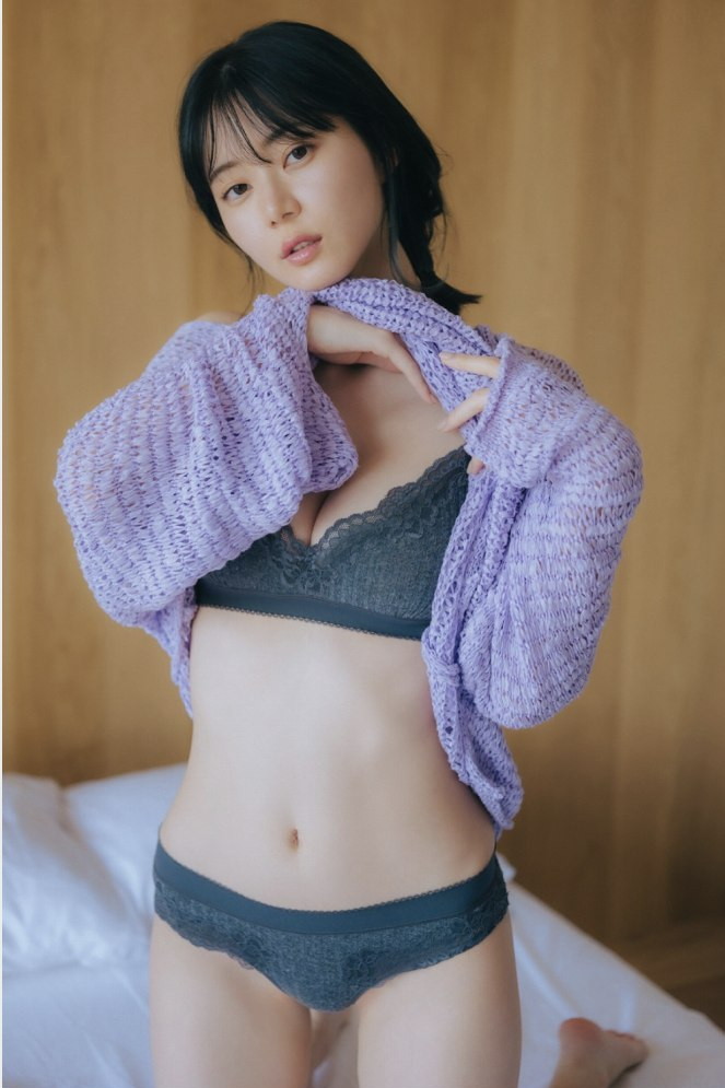 いけちゃん 細身でEカップの水着グラビア画像！