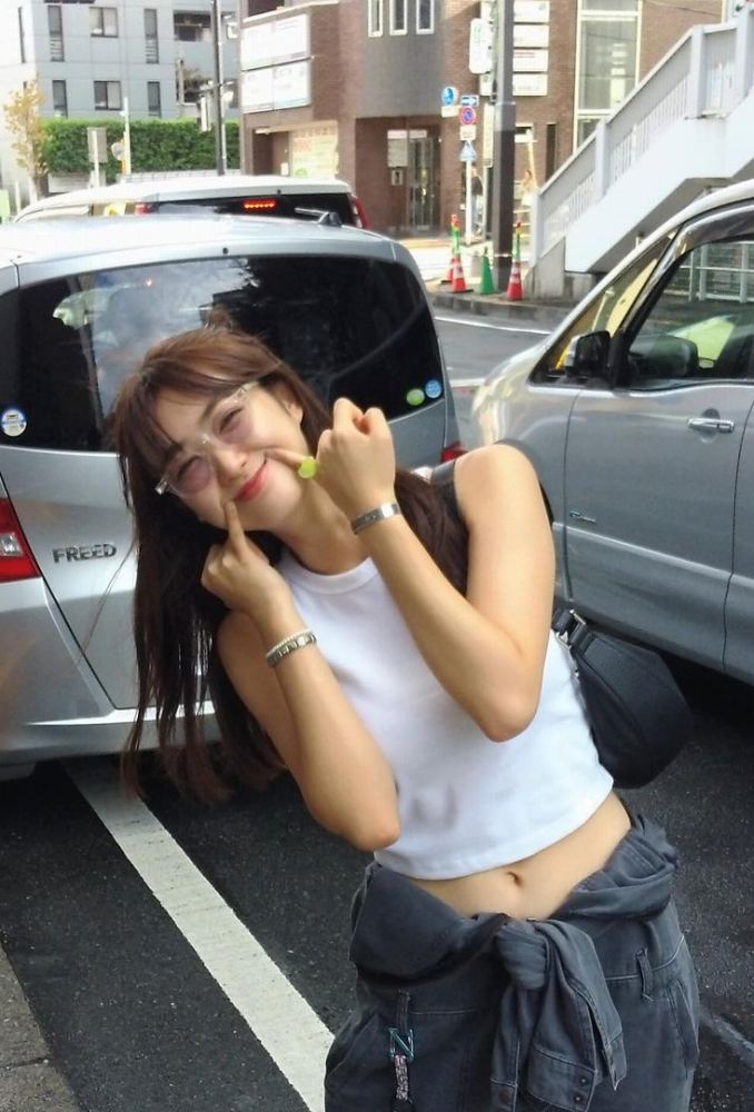 瑚々 スタイル抜群すぎる水着グラビア画像！