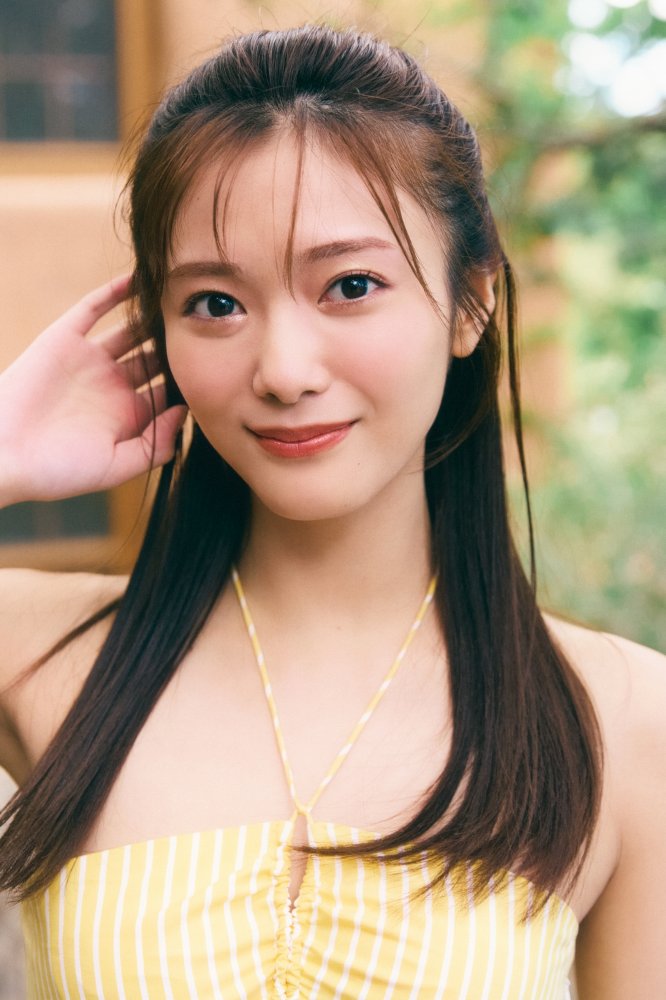 田村保乃 ナチュラルな激かわ水着グラビア画像！