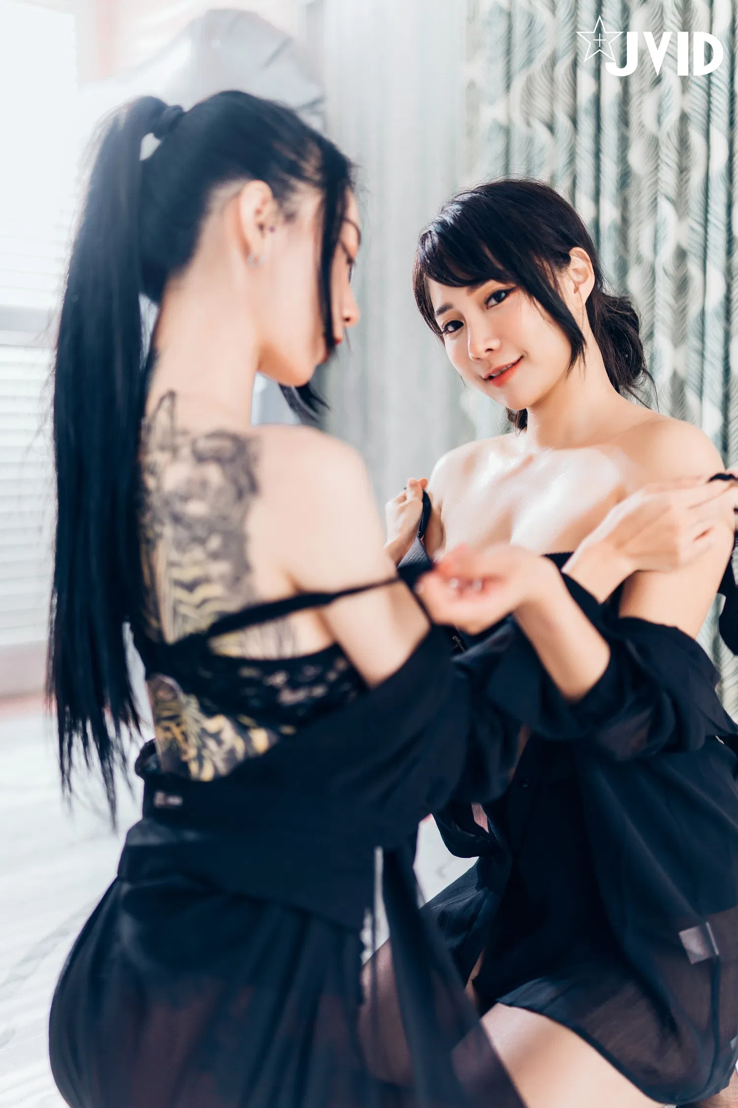 [JVID] Lele 樂樂 & 飄飄哥 - 上司新人下属 无内黑丝终极奥义