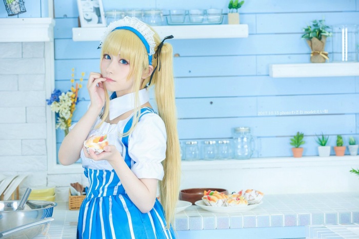 えい梨 美しいコスプレ＆水着グラビア画像！