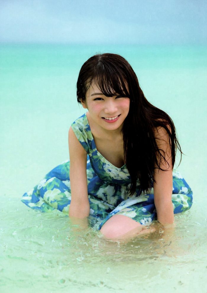 秋元真夏 激かわな水着・ランジェリー画像！