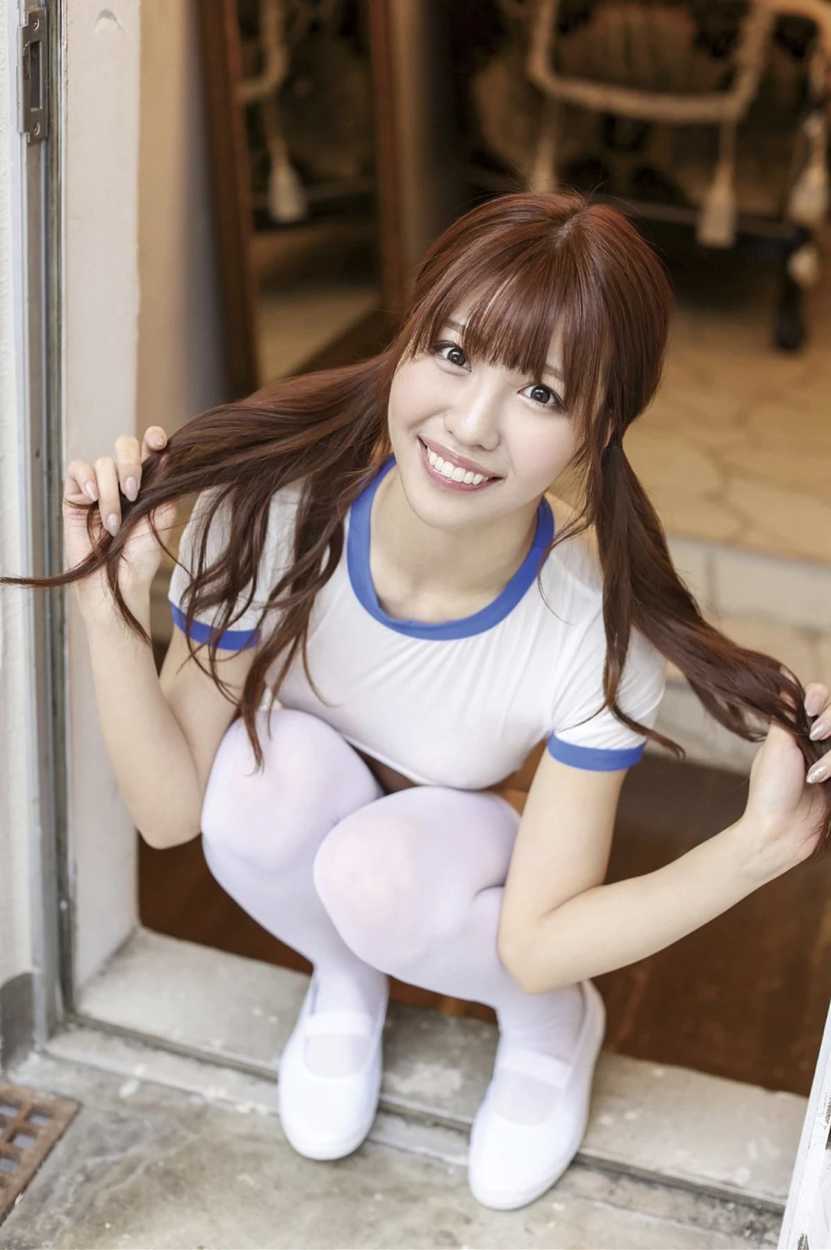 Karen Asahina 朝日奈かれん, 写真集 「かれん 可憐に舞う Complete」 Set.01