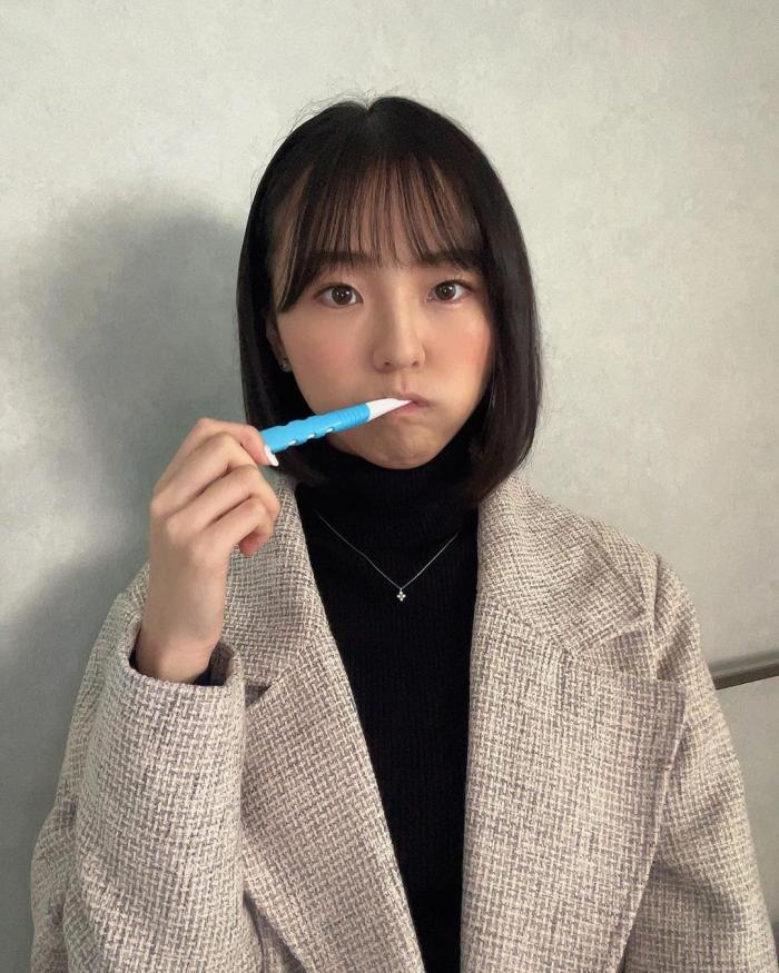 鍛治島彩 キュートな水着グラビアほか画像！