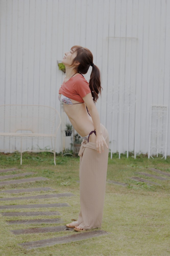 熊田曜子 グラマラスな水着グラビア画像他！