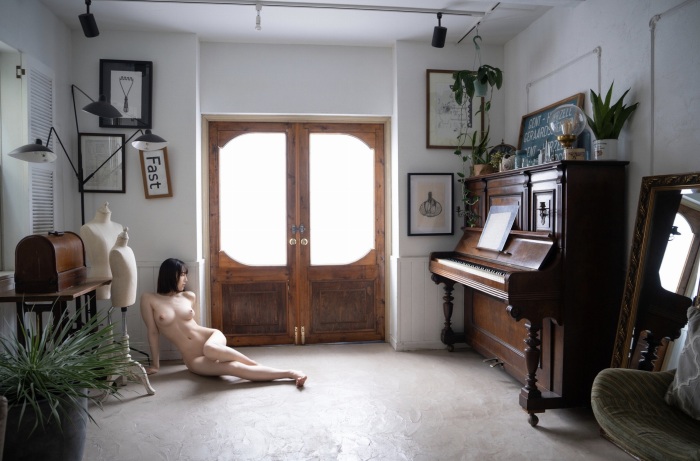 瀧本雫葉 Gカップ美乳のパイパンヌード画像！