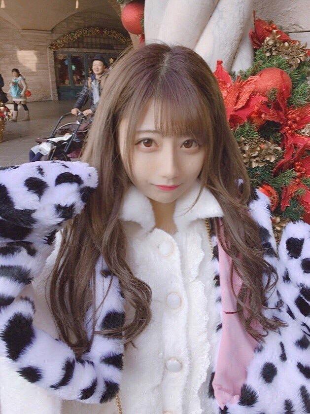 鈴木優香 ちょっと脱ぎすぎ水着グラビア画像！