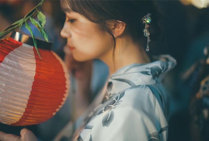 秋元真夏 激かわな水着・ランジェリー画像！