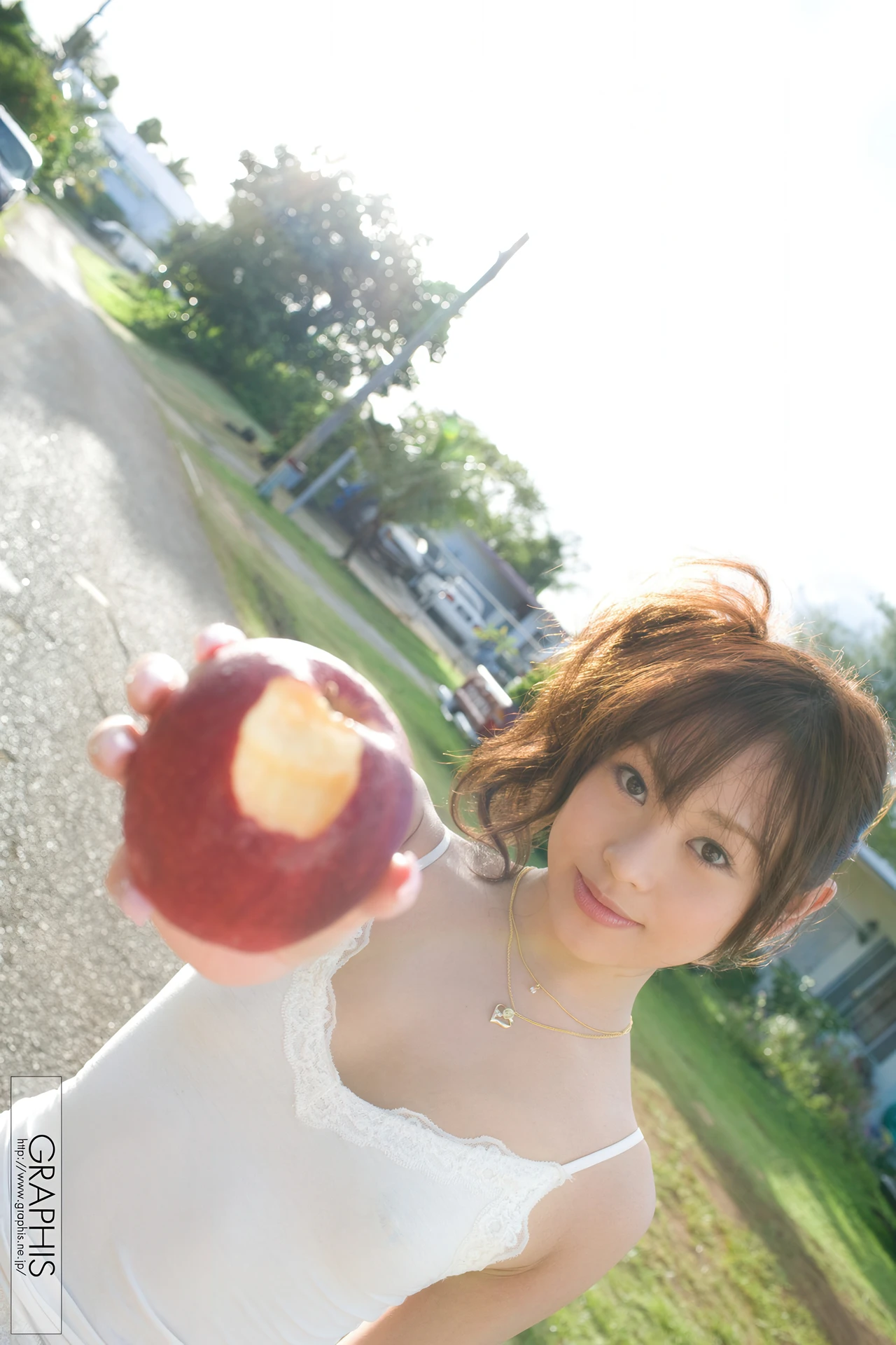 Miina Yoshihara 吉原ミィナ, Graphis First Gravure 初脱ぎ娘 Set.01