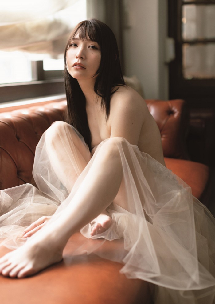 あまつまりな 脱ぎすぎ水着＆下着グラビア画像！