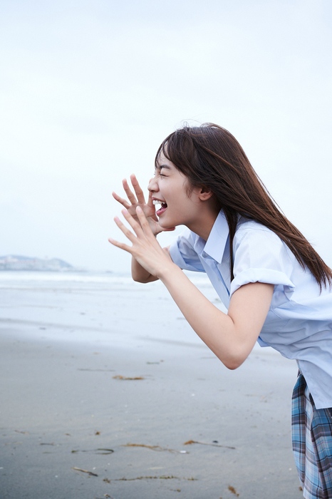 黒木ひかり むっちりバストの水着グラビア画像！