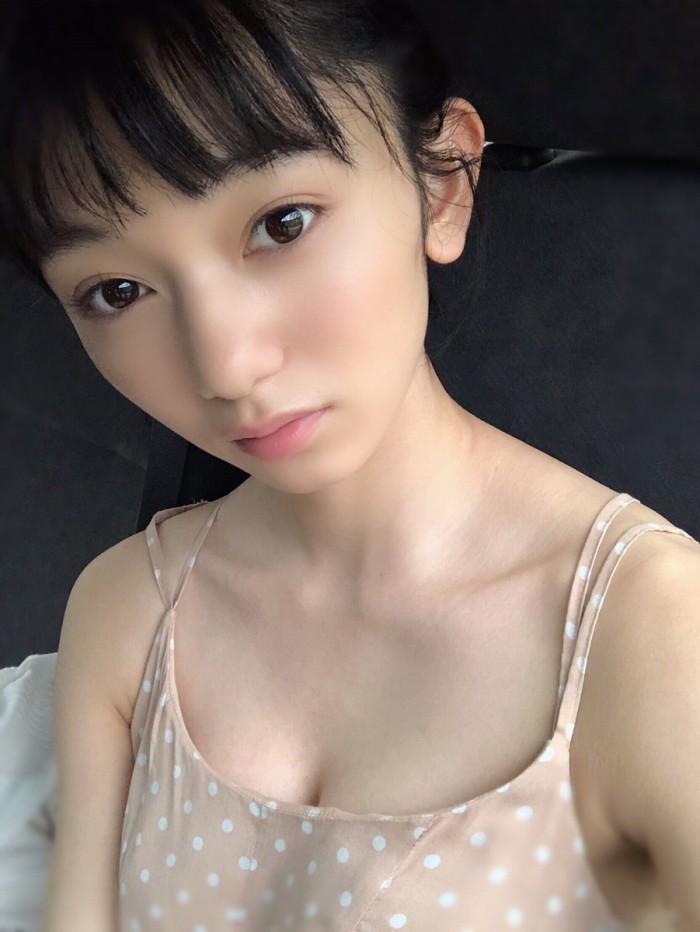 熊澤風花 キュートな水着グラビア画像ほか