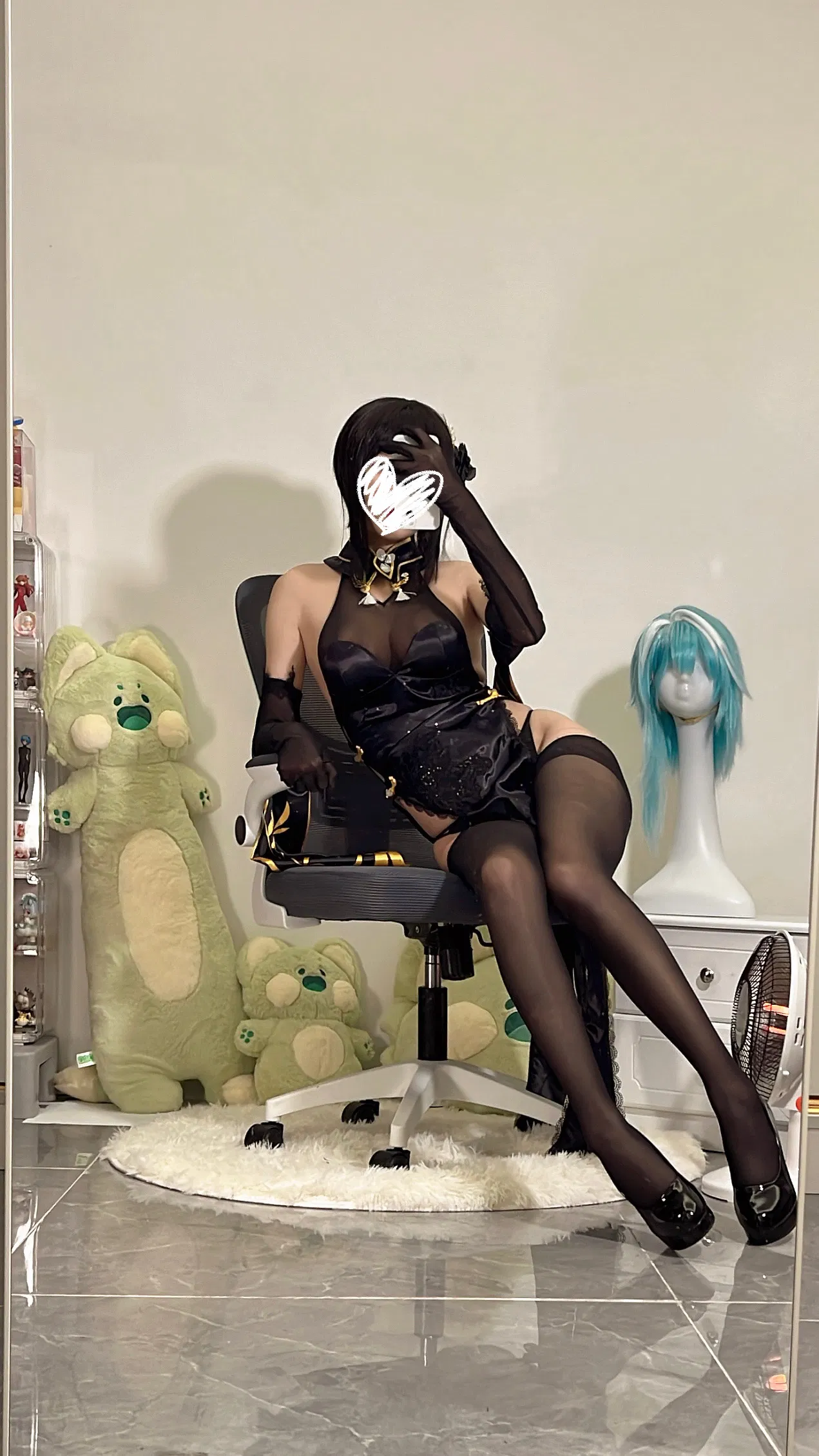 [Cosplay] 无影喵喵Ghost - 镇海黑旗袍