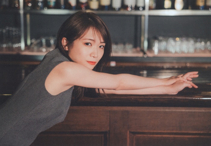 秋元真夏 激かわな水着・ランジェリー画像！