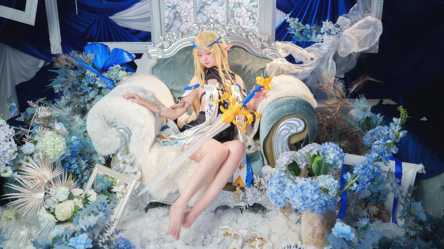 [Cosplay] Seele麦麦 - 鸣潮 菲比&卡提希娅·蓝色花海物语