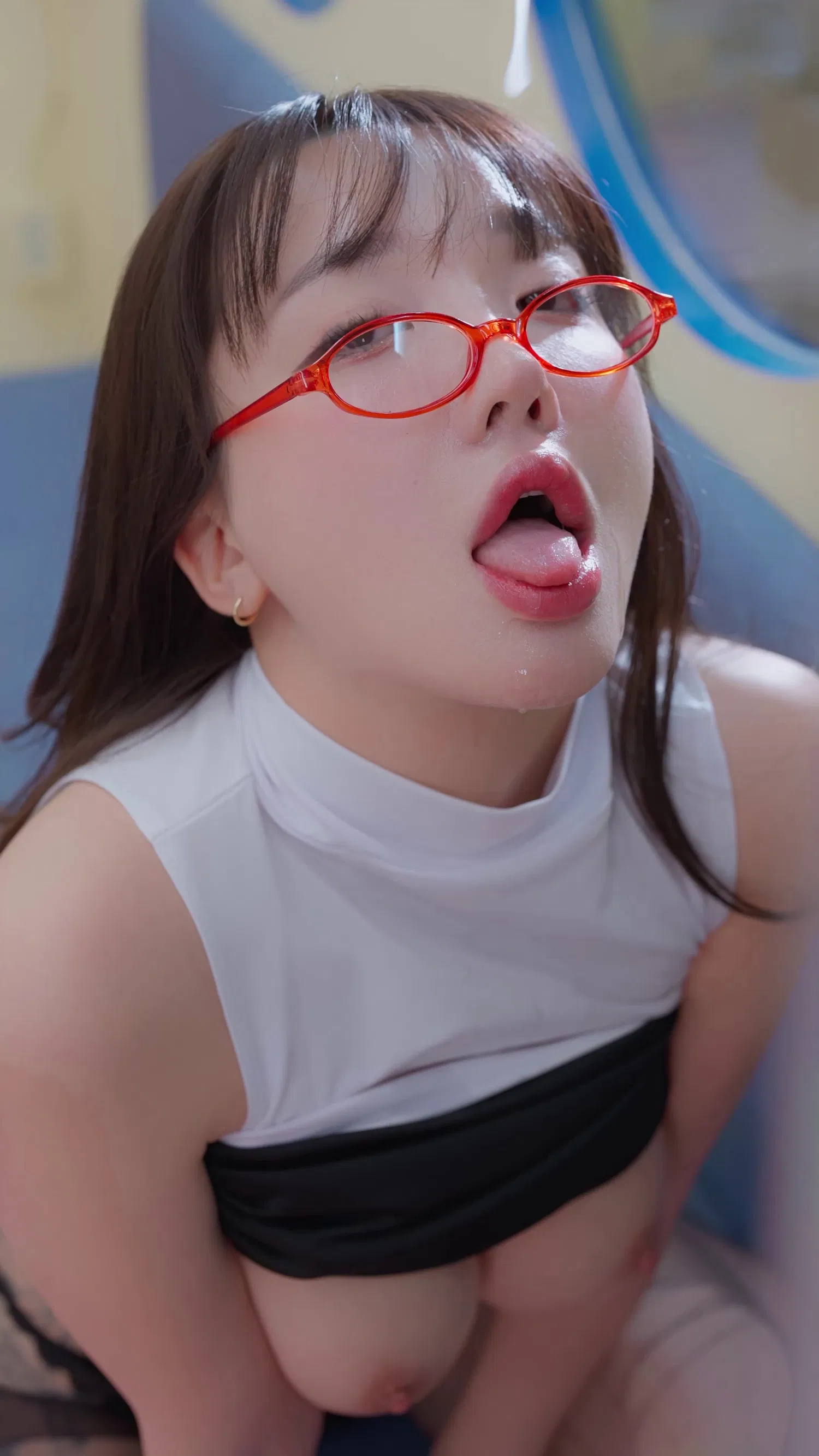 Son Ye-Eun (손예은) - Night Shift