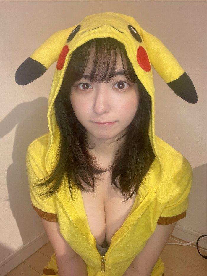 麻倉瑞季 おっぱいが大きい水着グラビア画像！