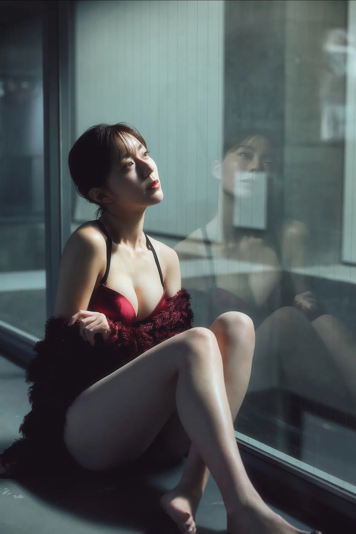 Miki Ide 井手美希 - Friday Digital Photobook Graduation 卒業 Vol.2