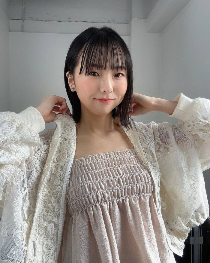 鍛治島彩 キュートな水着グラビアほか画像！