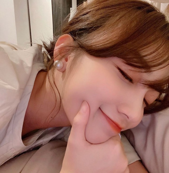 黒木ひかり むっちりバストの水着グラビア画像！