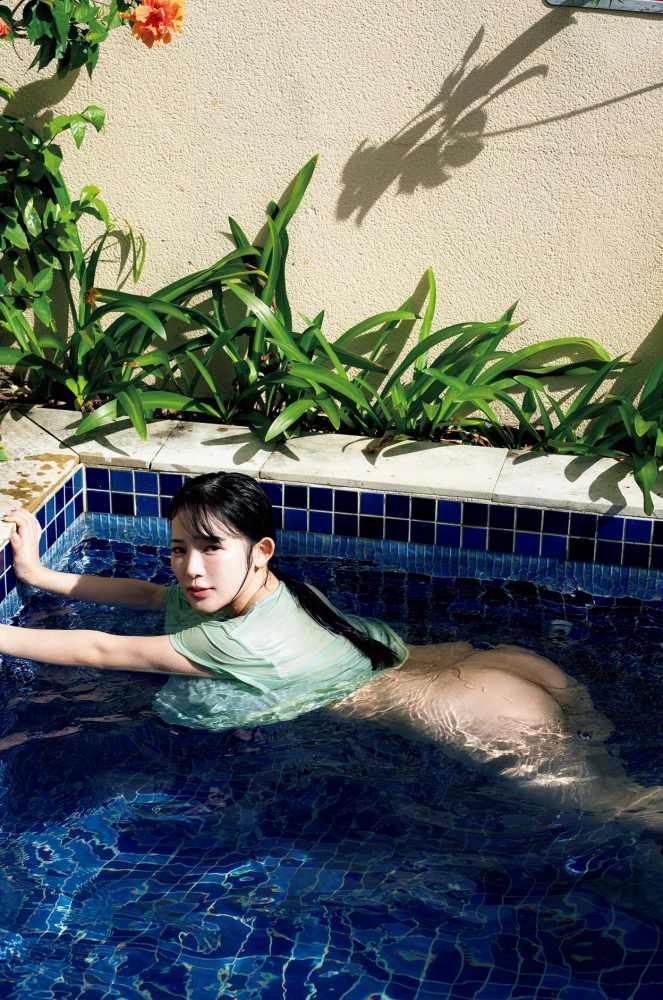 天木じゅん 爆裂Iカップの水着グラビア画像！