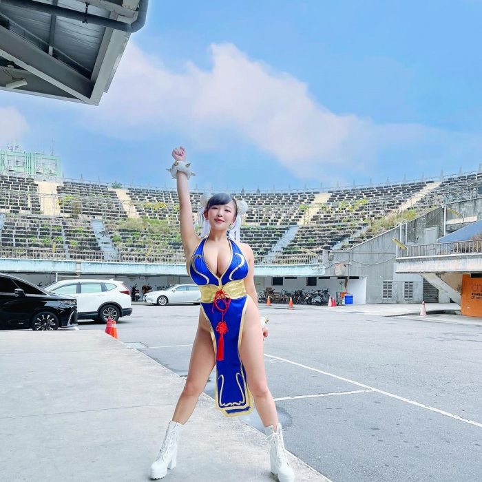 天木じゅん 爆裂Iカップの水着グラビア画像！