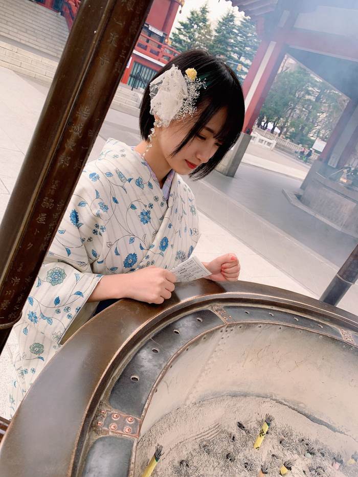 澄田綾乃 はみ出るFカップの水着グラビア画像！