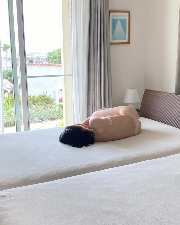 石浜芽衣 キュートな水着グラビアほか画像！