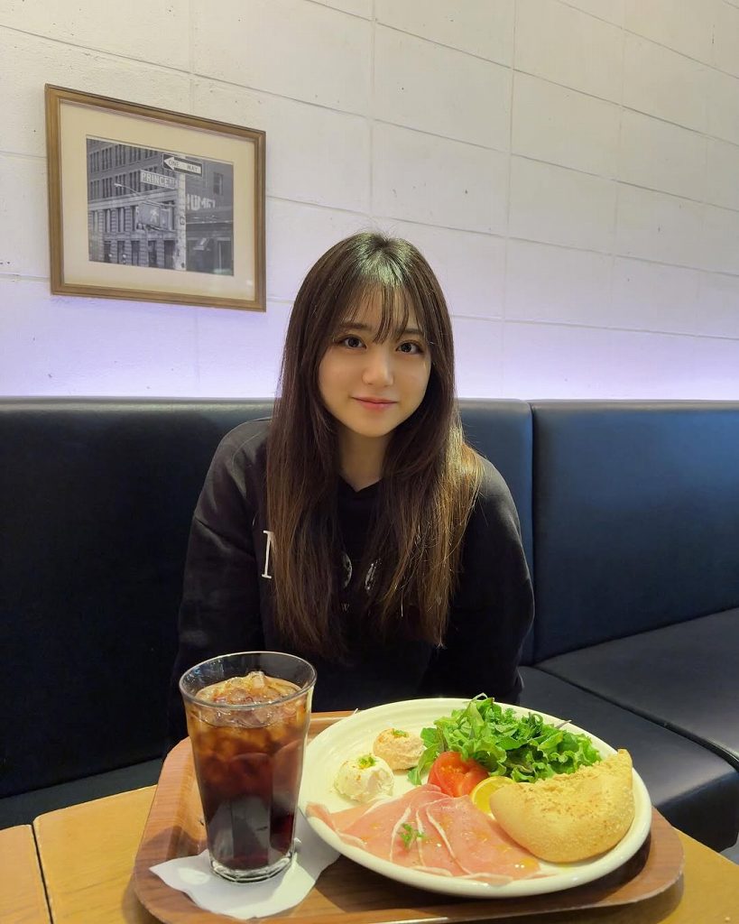 渡辺優奈 激かわボインな水着グラビア画像！