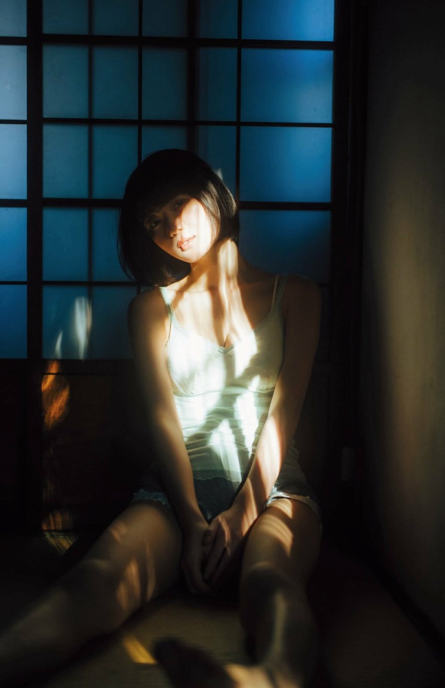 いけちゃん 細身でEカップの水着グラビア画像！