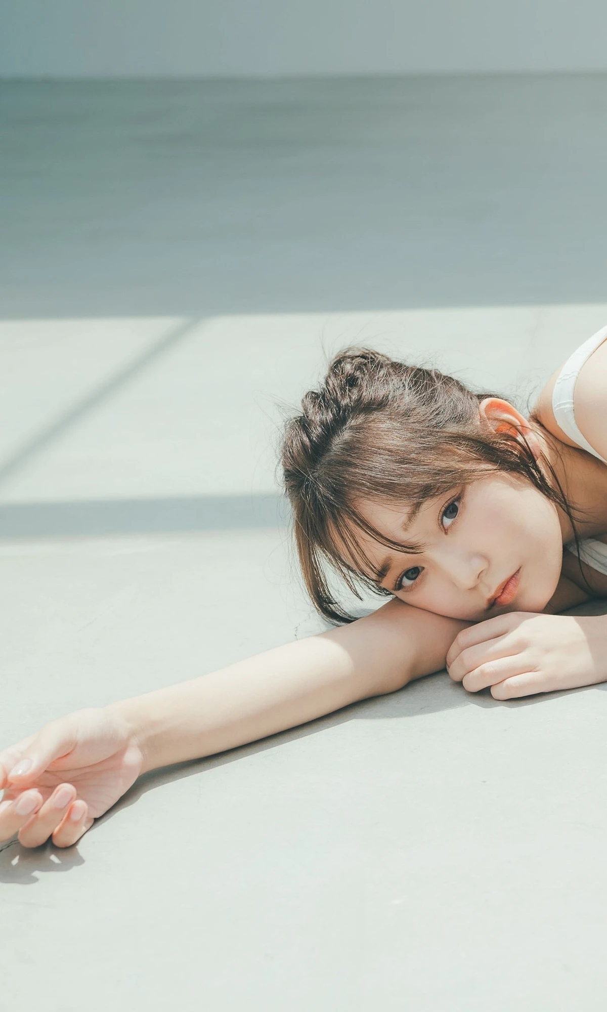 Shino Aoto 青戸しの, 週プレ Photo Book 「WHITE and・・・」 Set.01